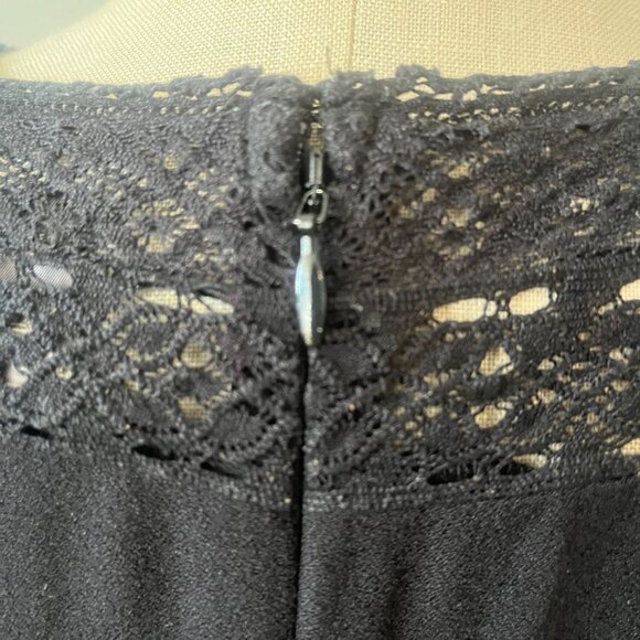 POINT SUR for J. CREW Viscose and Lace Top Size 8 - Picture 8 of 10